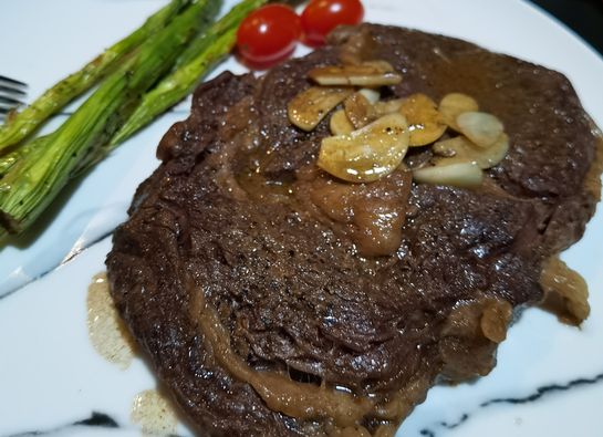 Rib Eye Steak With Worcestershire Sauce Innochef Touch