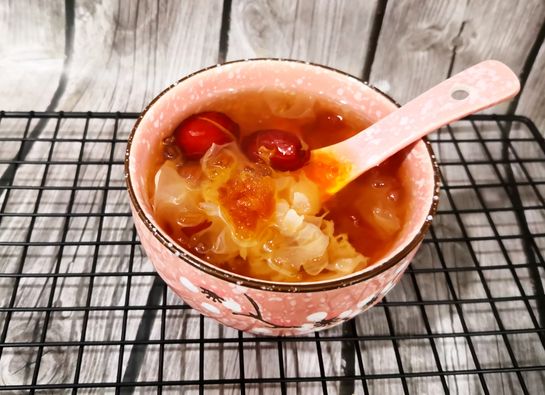 Peach Gum With Snow Fungus Innochef Touch